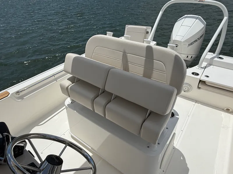Slide: The Image of Boston Whaler 210 Montauk 2027 - 17
