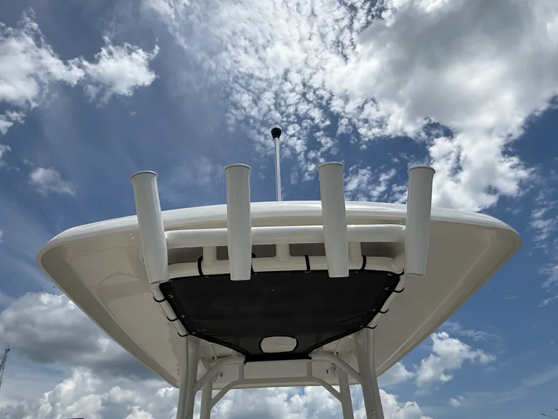 Slide: The Image of Boston Whaler 210 Montauk 2027 - 14