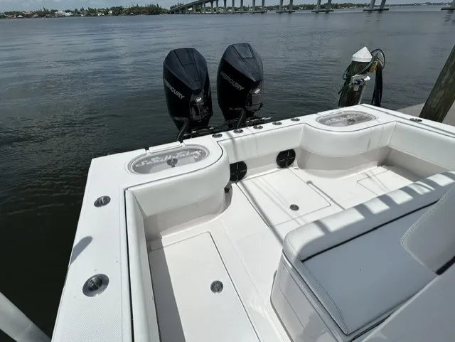 Slide: The Image of Sea Hunter 28 FLORIDIAN 2019 - 11