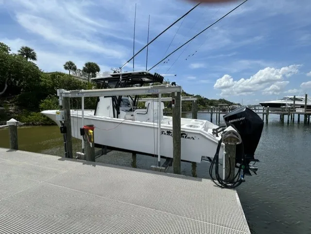 The Image of Sea Hunter 28 FLORIDIAN 2019 - 0