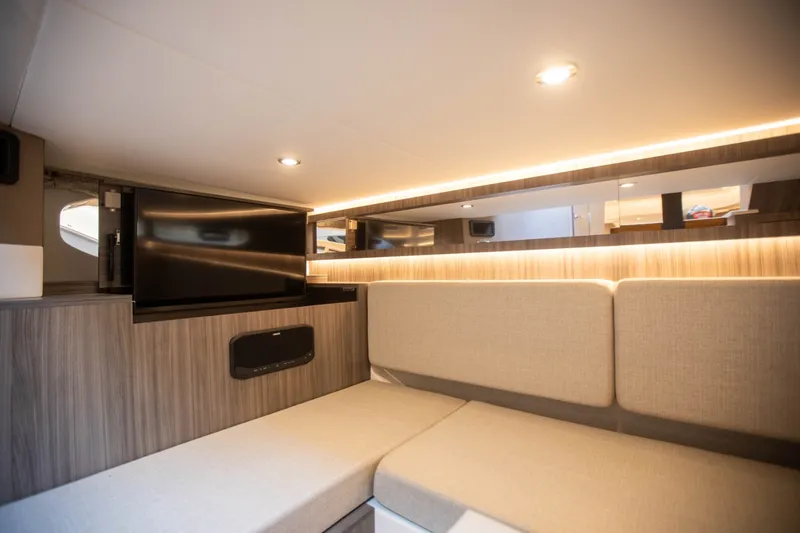 Slide: The Image of Sea Ray Sundancer 370 Outboard 2026 - 53
