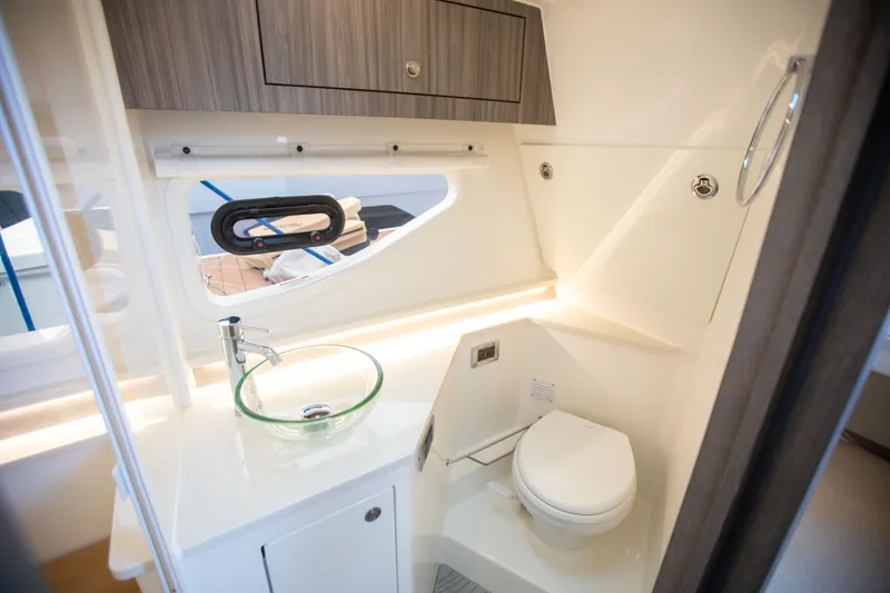 Slide: The Image of Sea Ray Sundancer 370 Outboard 2026 - 64