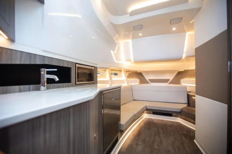 Slide: The Image of Sea Ray Sundancer 370 Outboard 2026 - 51
