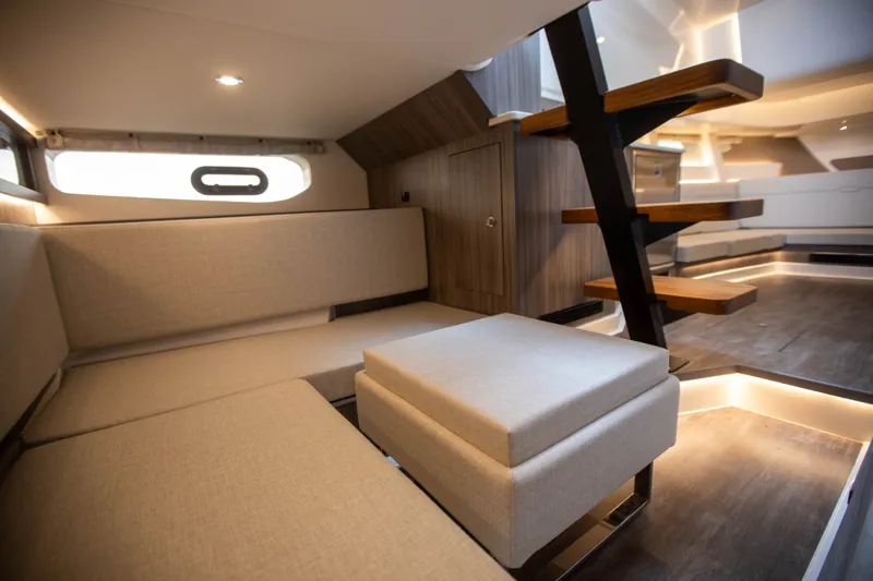 Slide: The Image of Sea Ray Sundancer 370 Outboard 2026 - 55