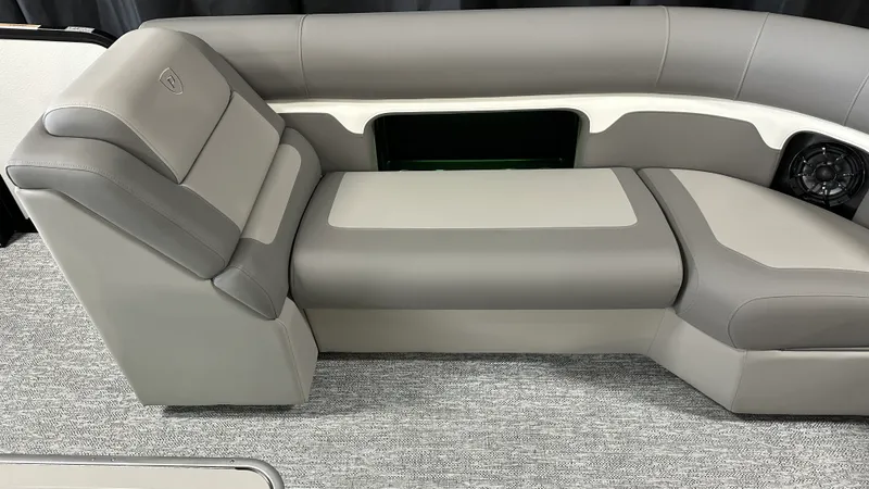 Slide: The Image of Premier 230SUNSATION 2027 - 48