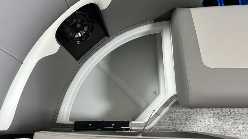 Slide: The Image of Premier 230SUNSATION 2027 - 58