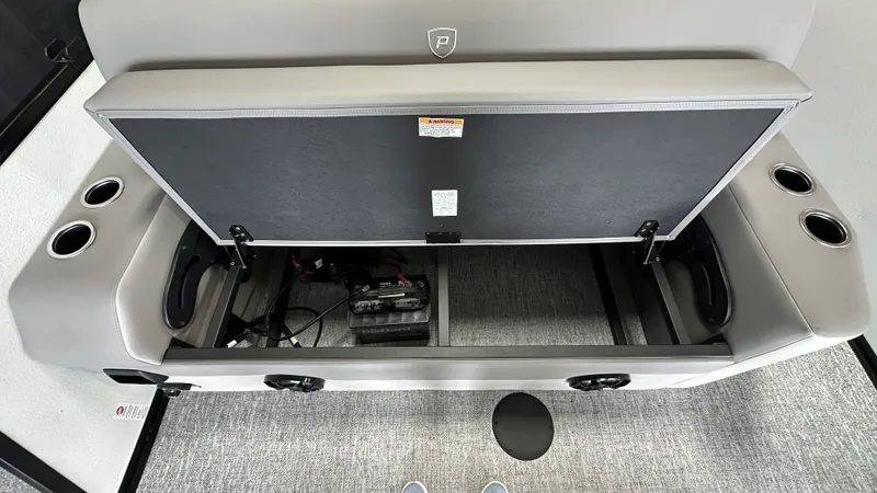 Slide: The Image of Premier 230SUNSATION 2027 - 18