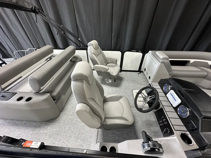 Slide: The Image of Premier 230SUNSATION 2027 - 3