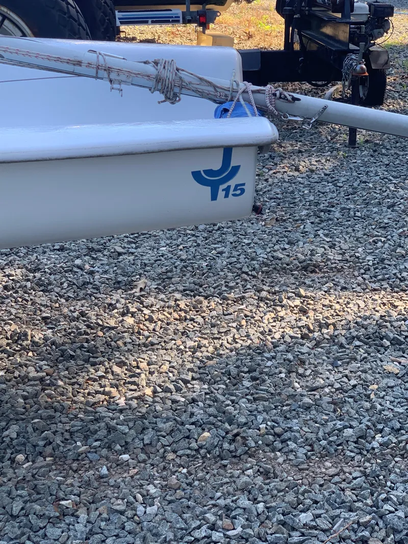 Slide: The Image of Sailboat with JY 15 logo on gravel, 2004 model. - 3