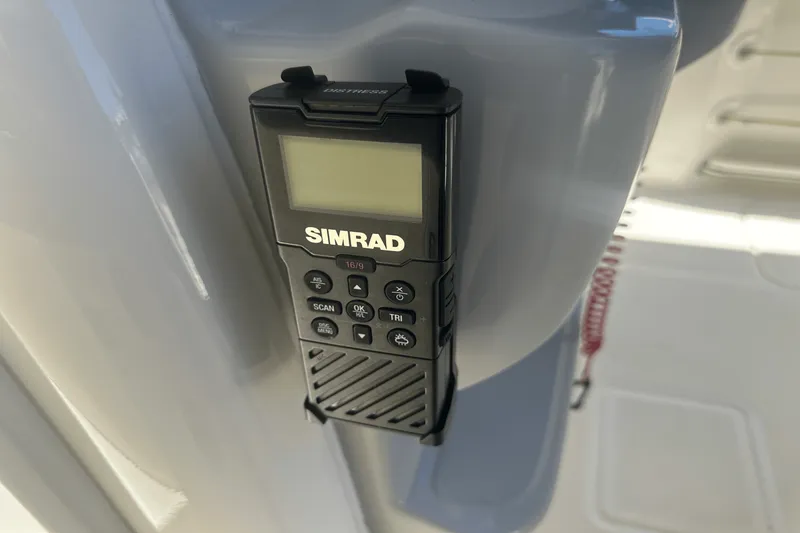 Slide: The Image of Boston Whaler 280 OUTRAGE 2024 - 21