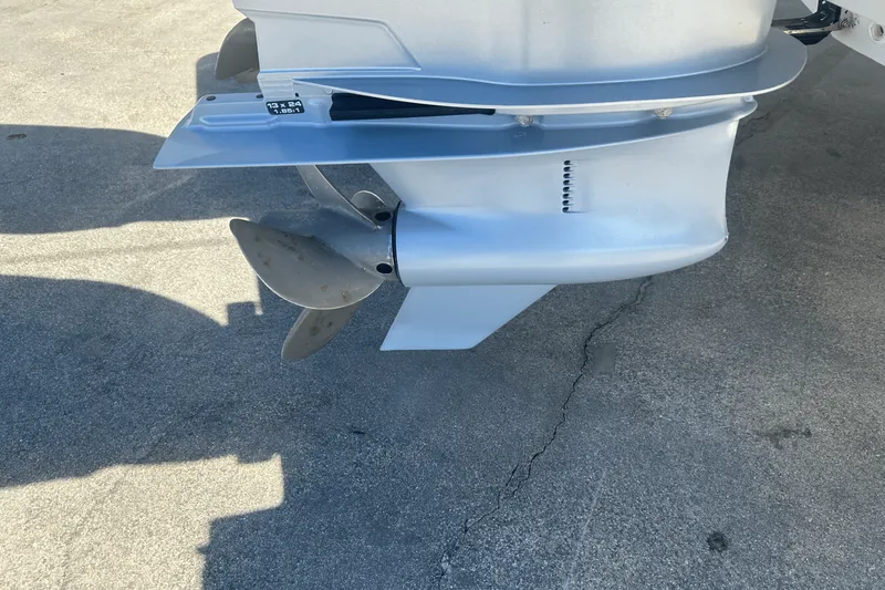 Slide: The Image of Boston Whaler 280 OUTRAGE 2024 - 39