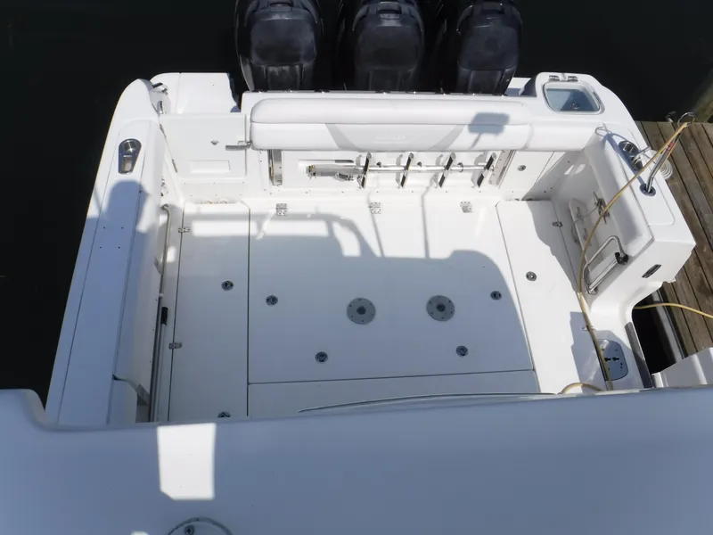 Slide: The Image of Boston Whaler 370 Outrage 2014 - 58