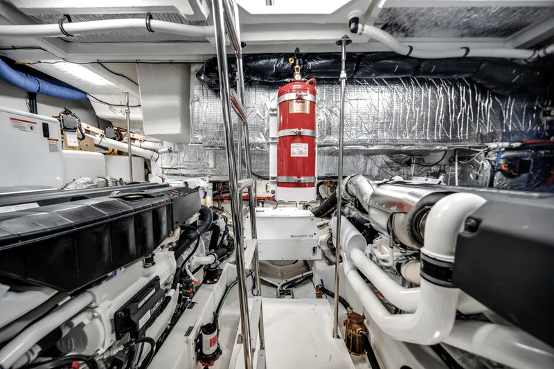 Slide: The Image of Cruisers Yachts 57 FLY 2026 - 85