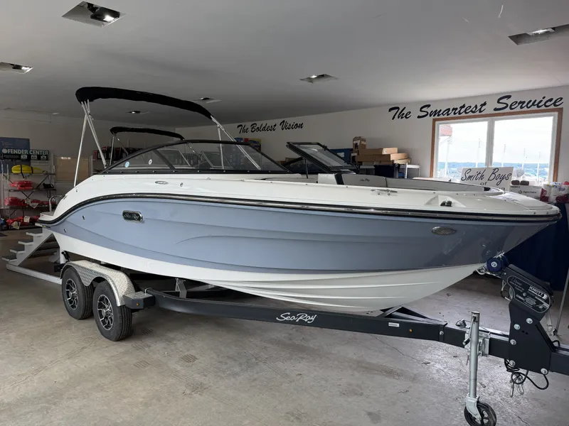 The Image of Sea Ray 190SPX 2025 - 0