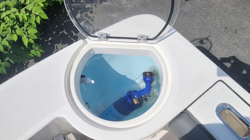 Slide: The Image of Livewell on a 2023 Sea Born SX239 Offshore boat. - 25