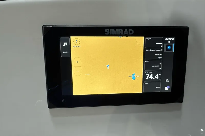 Slide: The Image of Boston Whaler 150 Montauk 2026 - 42