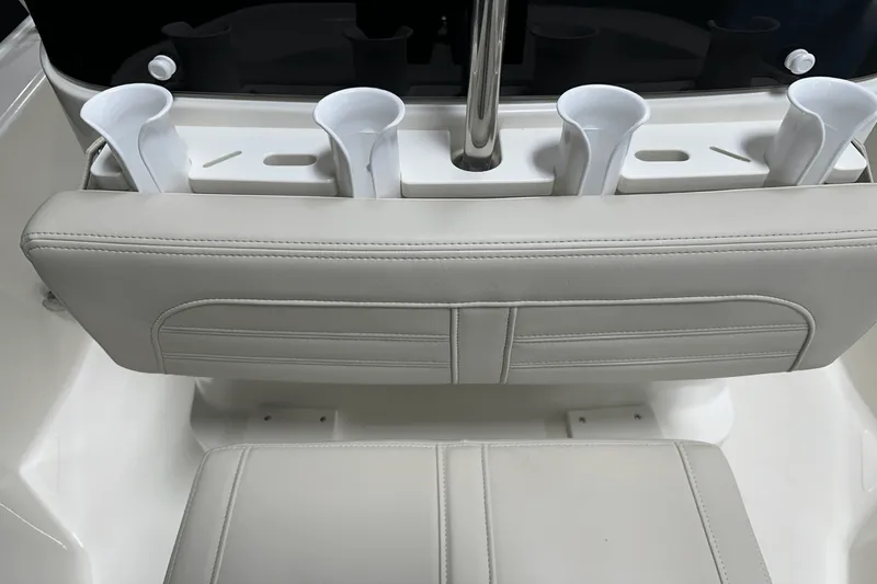 Slide: The Image of Boston Whaler 150 Montauk 2026 - 49