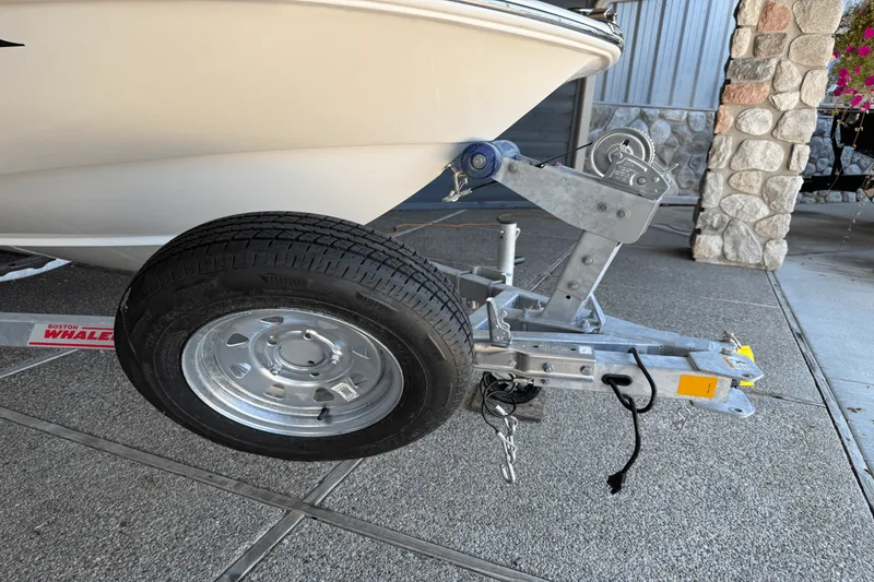 Slide: The Image of Boston Whaler 150 Montauk 2026 - 53