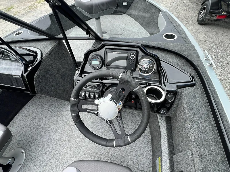 Slide: The Image of Starweld 16 Fusion DC - IN STOCK 2023 - 7