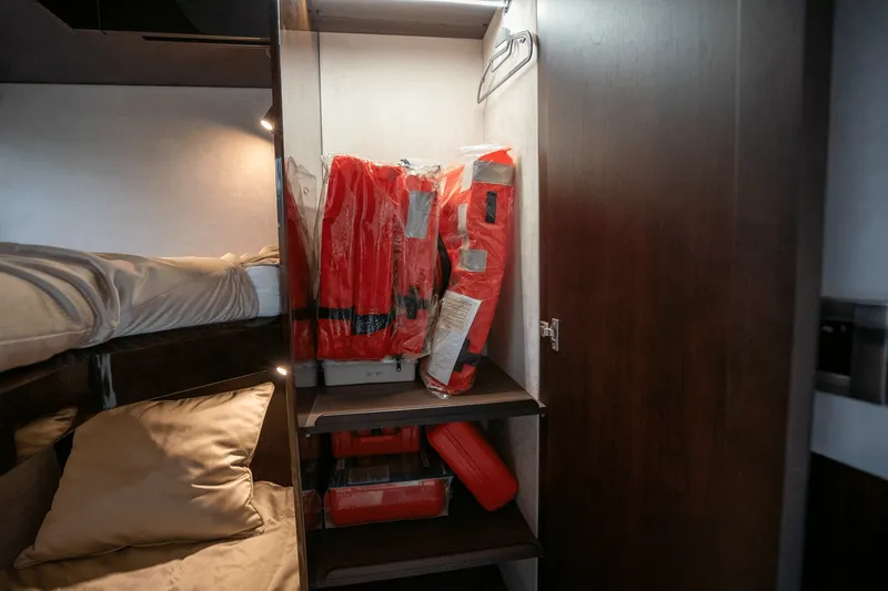 Slide: The Image of Galeon 500 FLY 2021 - 50