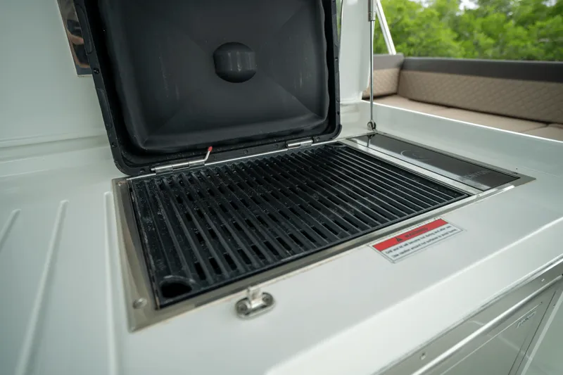 Slide: The Image of Galeon 500 FLY 2021 - 56