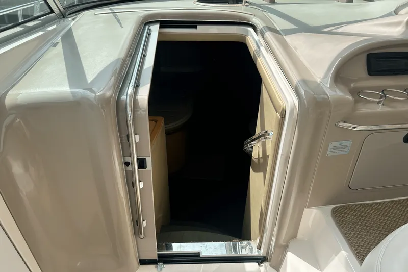 Slide: The Image of Sea Ray 540 SUNDANCER 1998 - 41