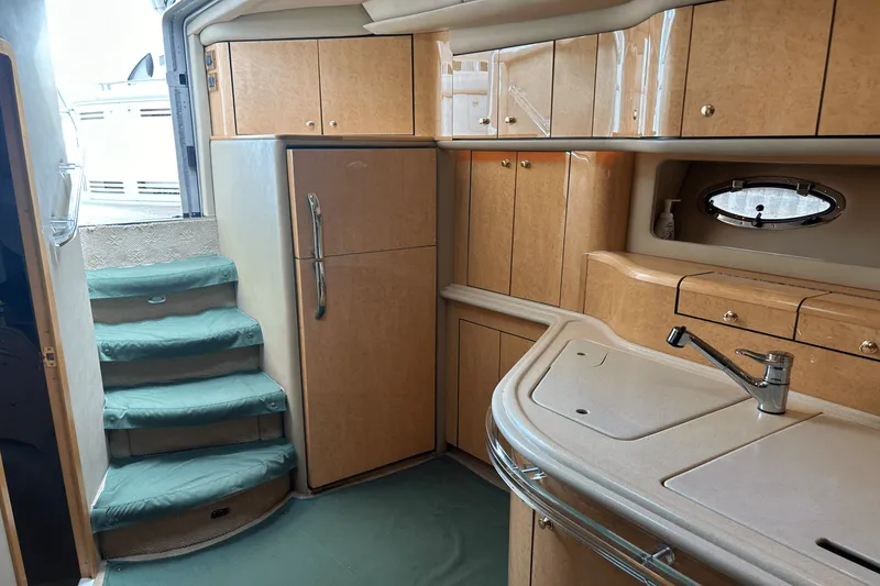 Slide: The Image of Sea Ray 540 SUNDANCER 1998 - 42