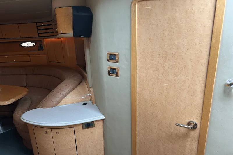 Slide: The Image of Sea Ray 540 SUNDANCER 1998 - 51