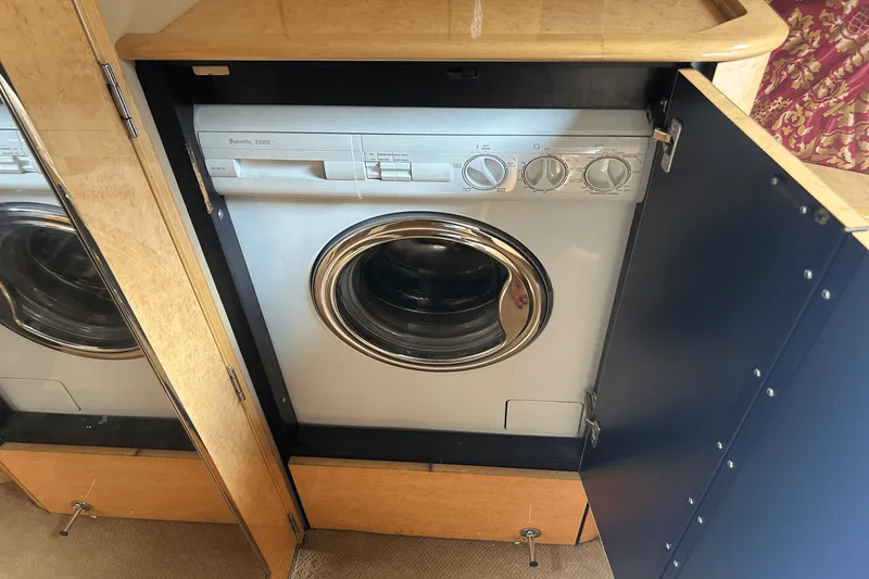 Slide: The Image of Sea Ray 540 SUNDANCER 1998 - 75