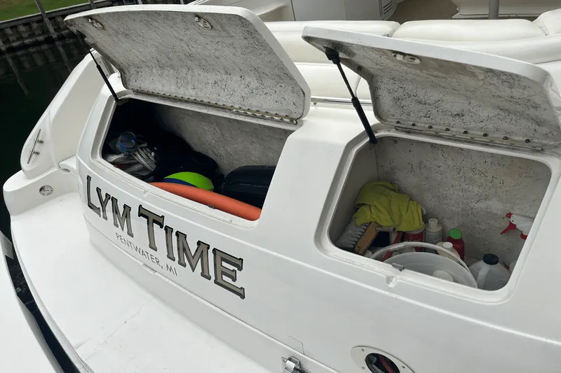 Slide: The Image of Sea Ray 540 SUNDANCER 1998 - 85