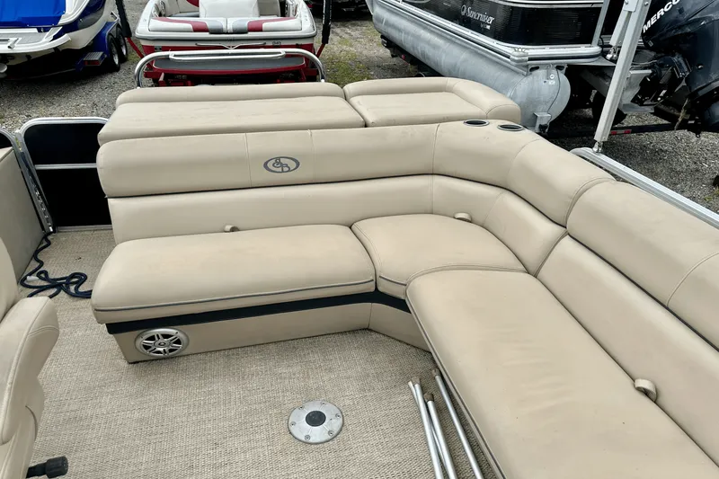 Slide: The Image of South Bay 524 CR 2015 - 20