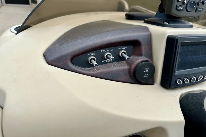 Slide: The Image of South Bay 524 CR 2015 - 25