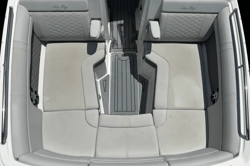 Slide: The Image of Sea Ray 270 SDX OB 2020 - 7