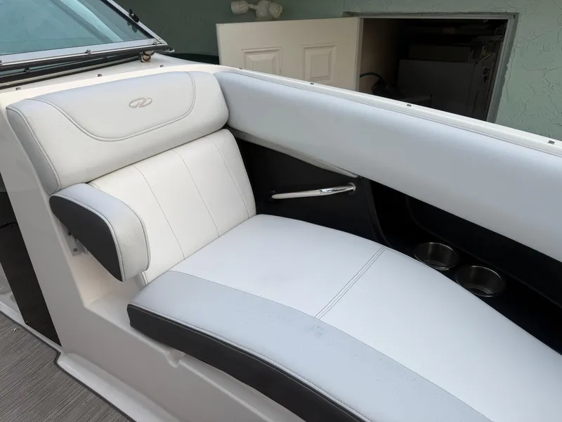 Slide: The Image of Regal 2500 Bowrider 2013 - 57