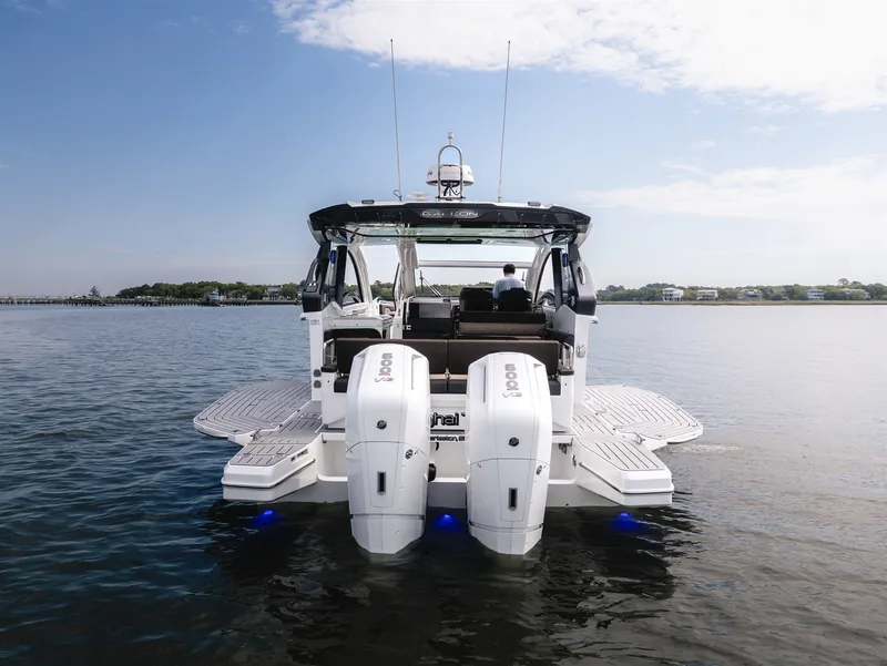 Slide: The Image of Galeon 375 GTO 2024 - 7