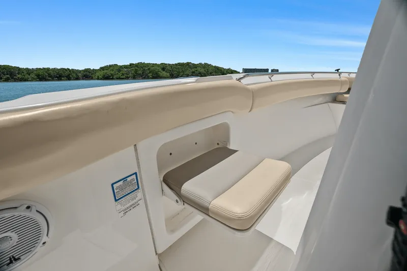 Slide: The Image of Boston Whaler 280 OUTRAGE 2018 - 44