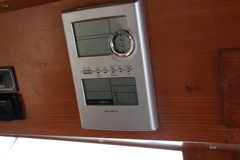 Slide: The Image of 1988 Nova Marine 40 Sundeck for sale in Warrenton, OR - 32