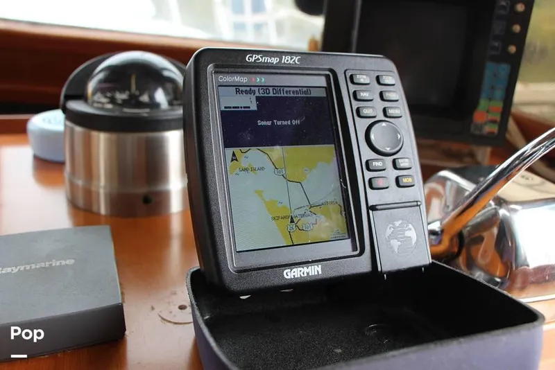 Slide: The Image of 1988 Nova Marine 40 Sundeck for sale in Warrenton, OR - 43