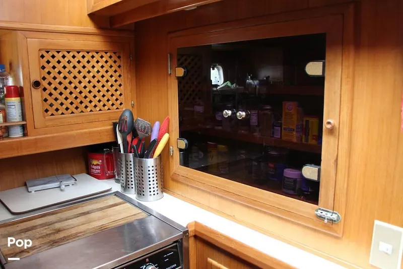 Slide: The Image of 1988 Nova Marine 40 Sundeck for sale in Warrenton, OR - 50