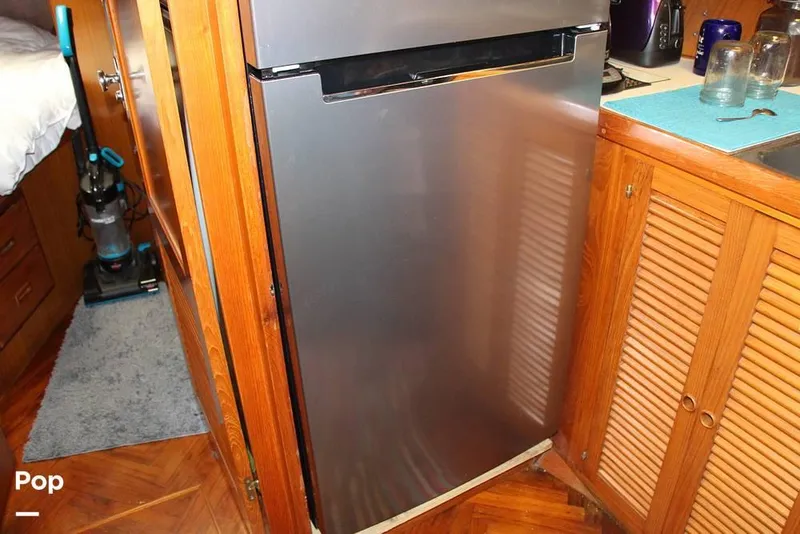 Slide: The Image of 1988 Nova Marine 40 Sundeck for sale in Warrenton, OR - 72