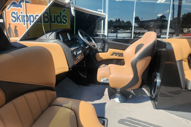 Slide: The Image of MB Sports B52 23 2018 - 11