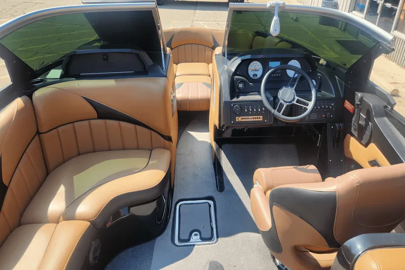 Slide: The Image of MB Sports B52 23 2018 - 22