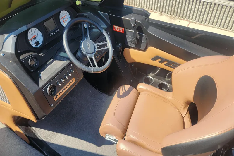 Slide: The Image of MB Sports B52 23 2018 - 23