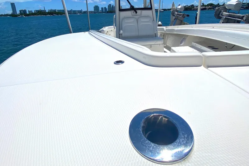 Slide: The Image of 2020 Regulator 31 boat deck with ocean view. - 8