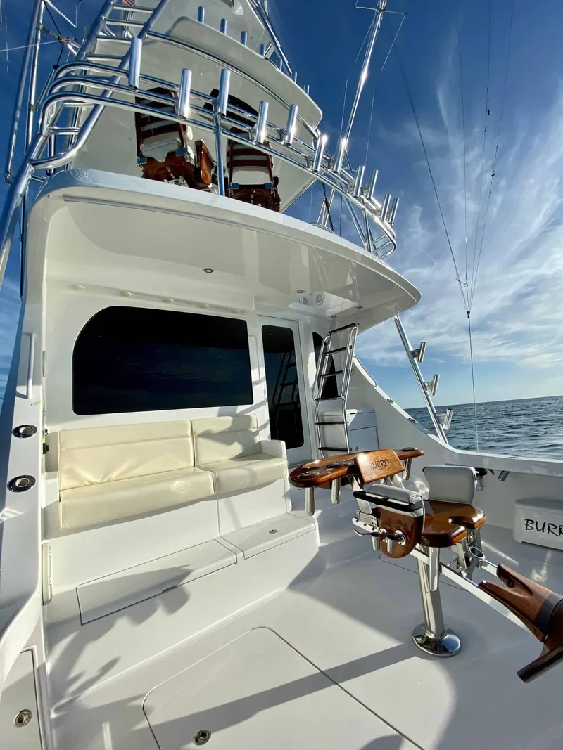 Slide: The Image of Hatteras GT54 2017 - 10
