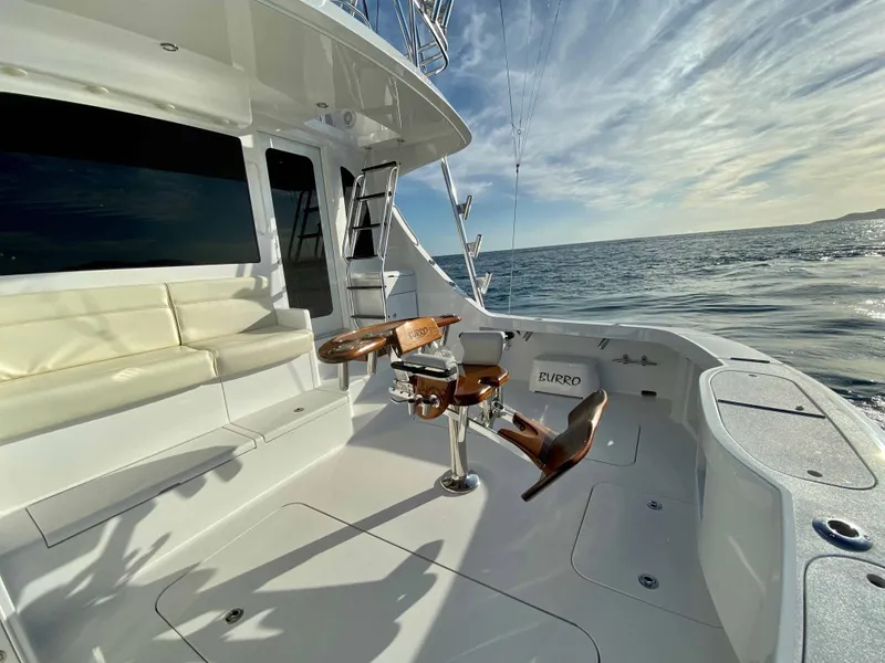 Slide: The Image of Hatteras GT54 2017 - 9