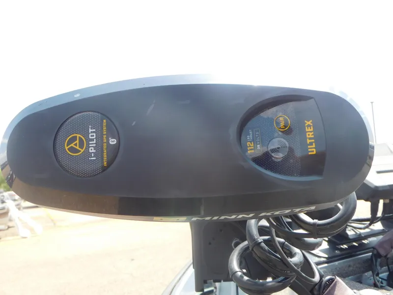 Slide: The Image of Close-up of Minn Kota Ultrex i-Pilot trolling motor on 2016 Legend Boats V20 VC. - 14