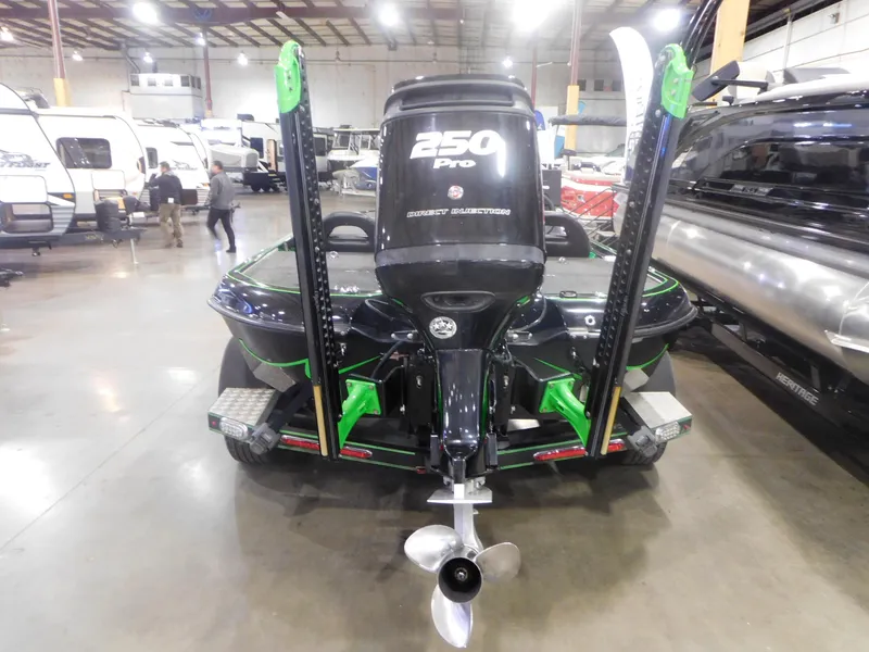 Slide: The Image of 2016 Legend Boats V20 VC with 250 Pro engine in showroom. - 17