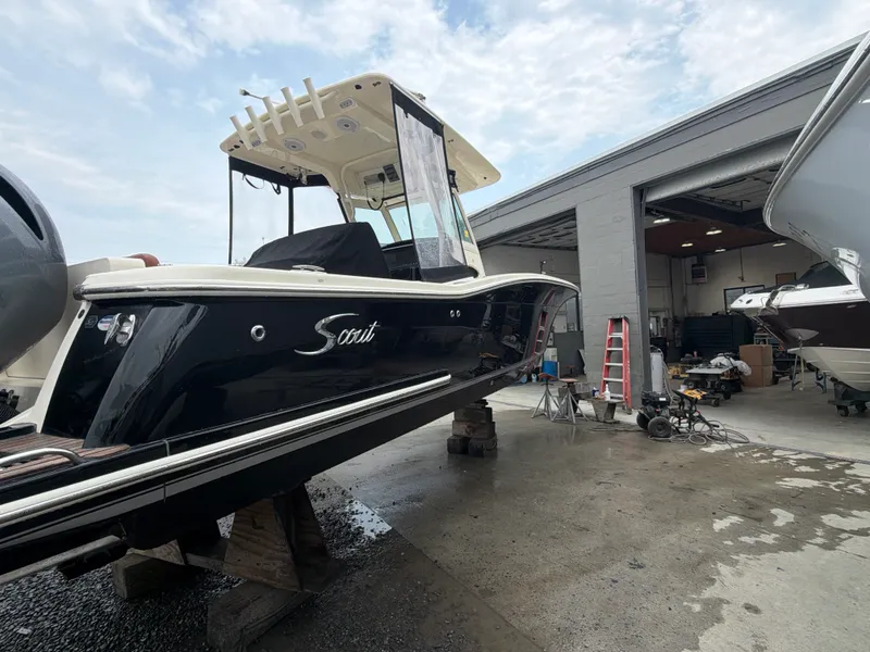 Slide: The Image of Scout 275 LXF 2015 - 9