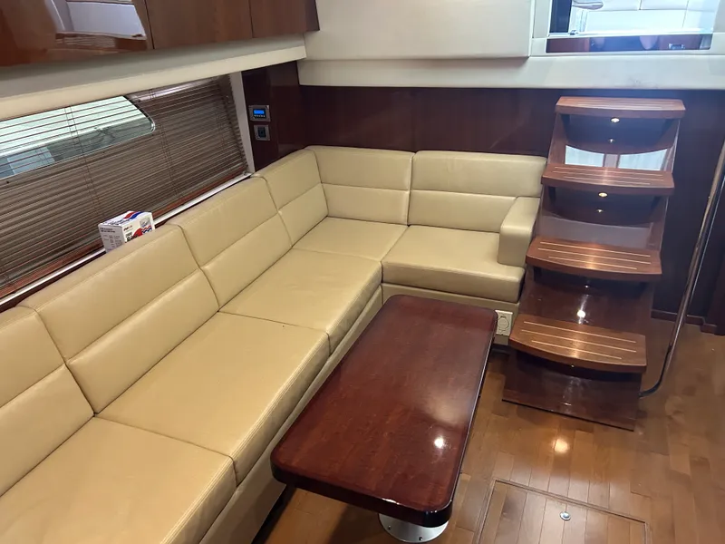 Slide: The Image of Sea Ray 470 SUNDANCER 2010 - 24